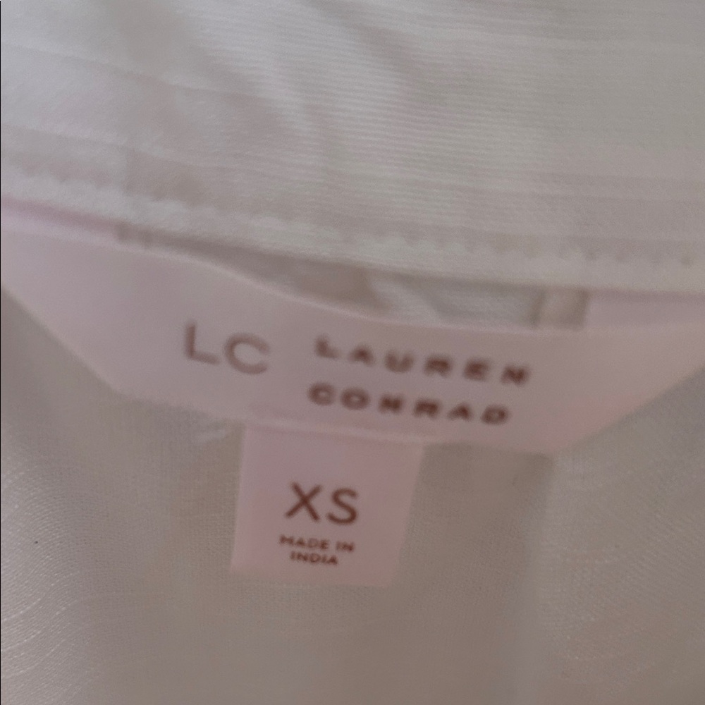 Express Cream Button-Front Blouse